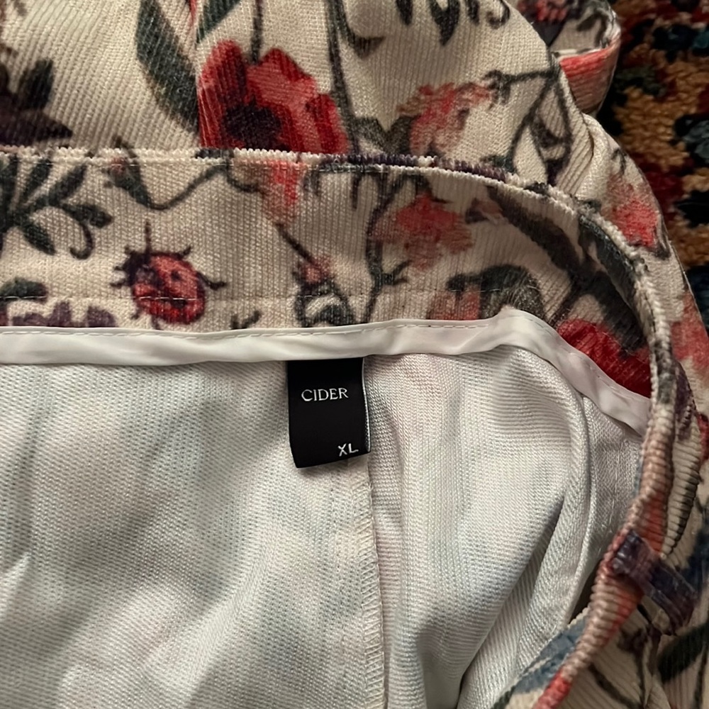 CIDER Cream Corduroy Wide Leg Pants w Spring Flowers, Butterflies & Ladybugs L - Picture 9 of 13